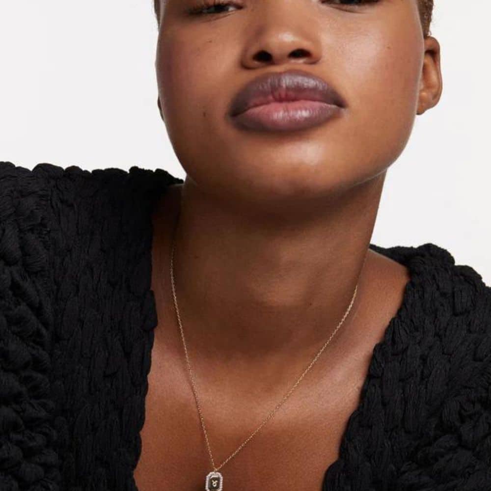 co01-569-u gold bull necklace