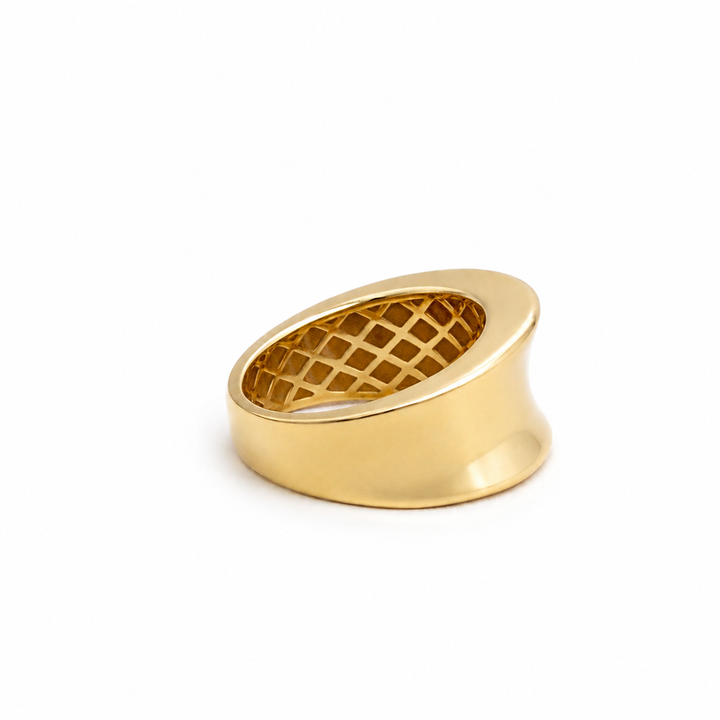 Anello a fascia in oro giallo
