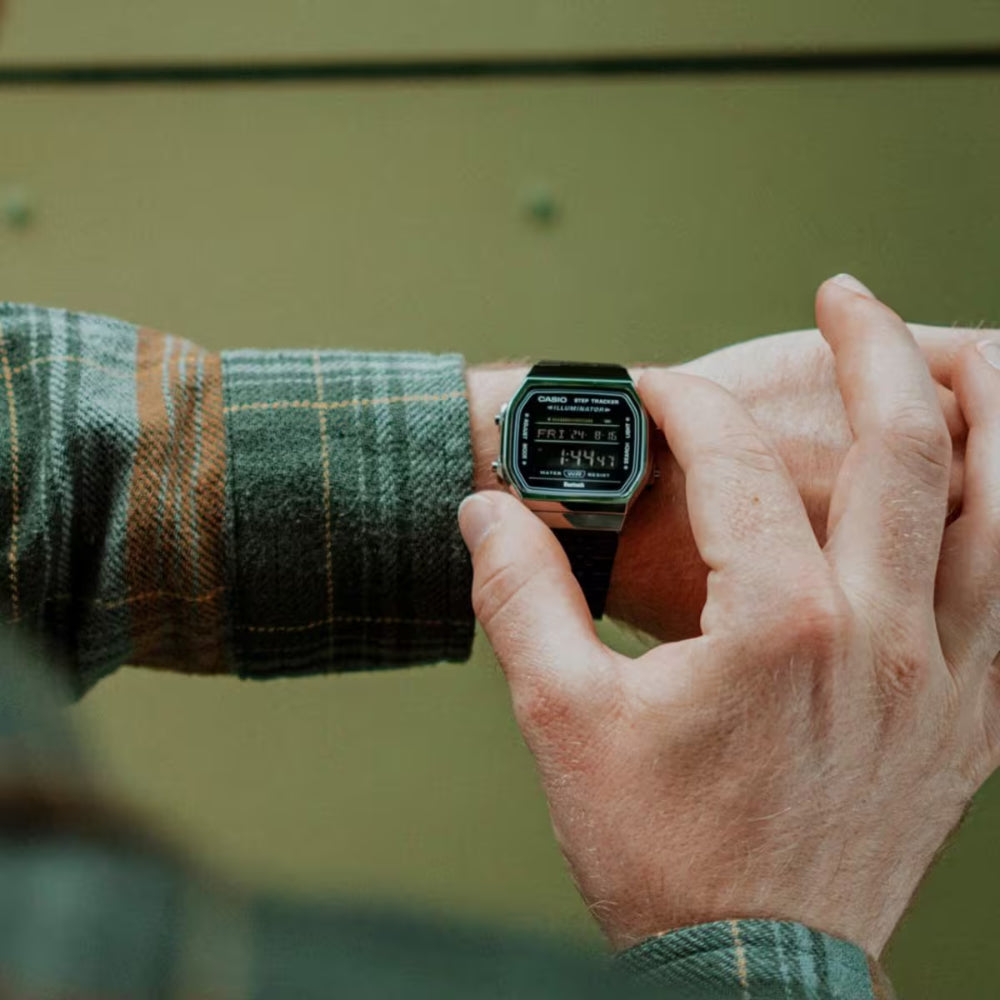 abl-100wegg-1bef iconic1323 digital watch