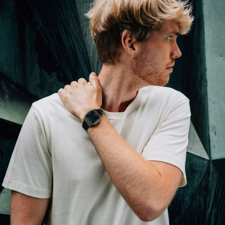 abl-100wegg-1bef iconic1323 digital watch