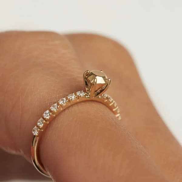 an01-432-14 Extra golden gem gold ring size 14