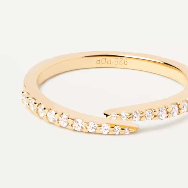 an01-805-12 Embrace gold ring size 12