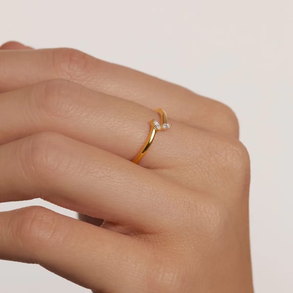 an01-876-14 Eva gold ring size 14