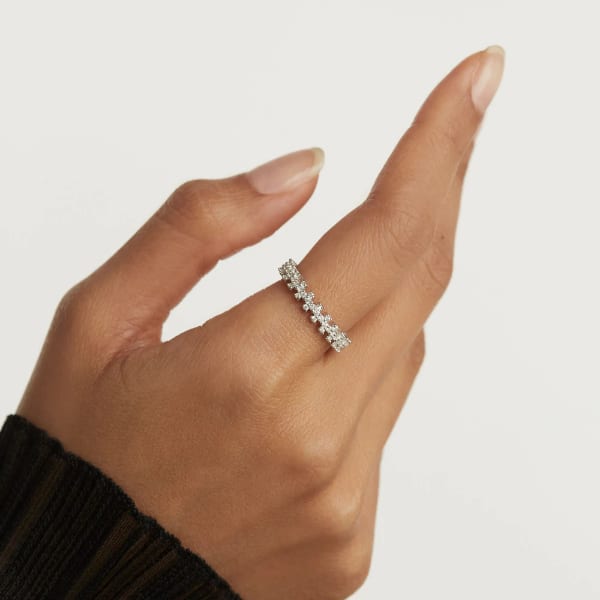 an02-670-12 silver crown ring