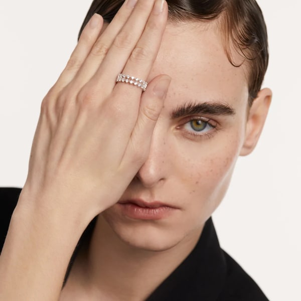 an02-882-16 Slim dumbo silver ring size 16