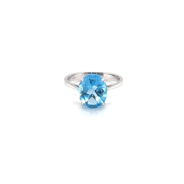 Ring with blue topaz