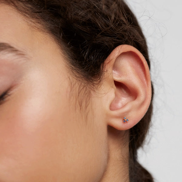 AR01-188-U BLOSSOM DAISY GOLD EARRINGS