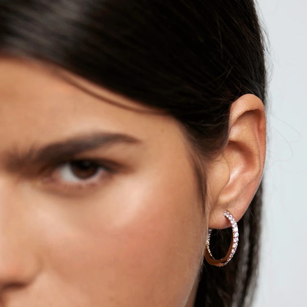 AR01-239-U PDP CAVALIER EARRINGS GOLD