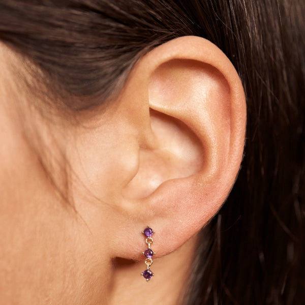 AR01-244-U PDP CAVALIER SCARLET EARRINGS GOLD