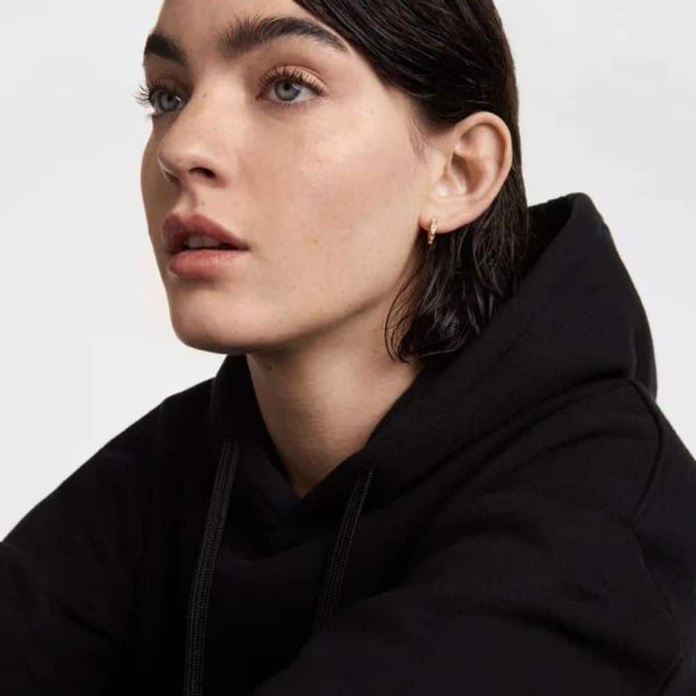 ar01-960-u viena gold hoop earrings