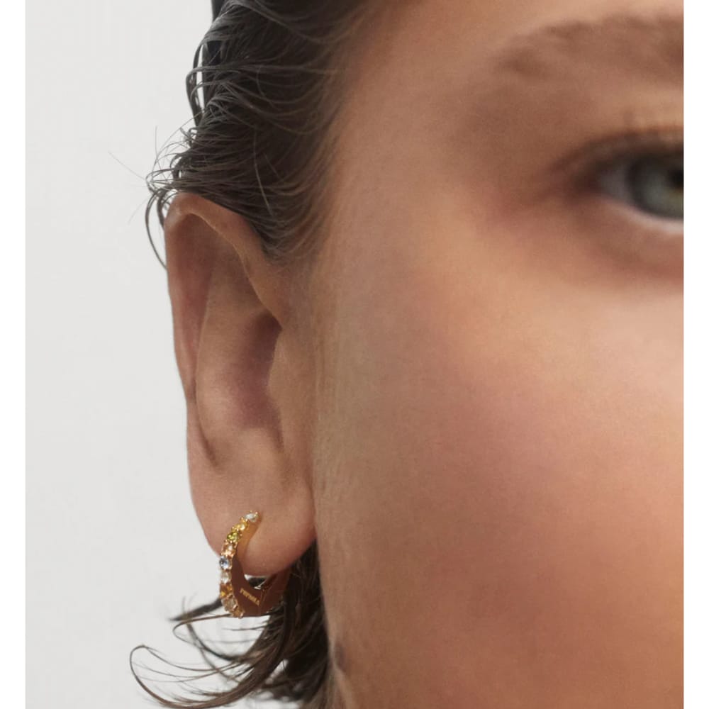 ar01-b90-u live hoop earrings