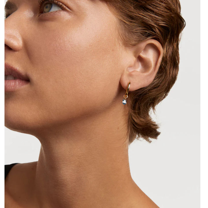 orecchino in argento dorato blue lily