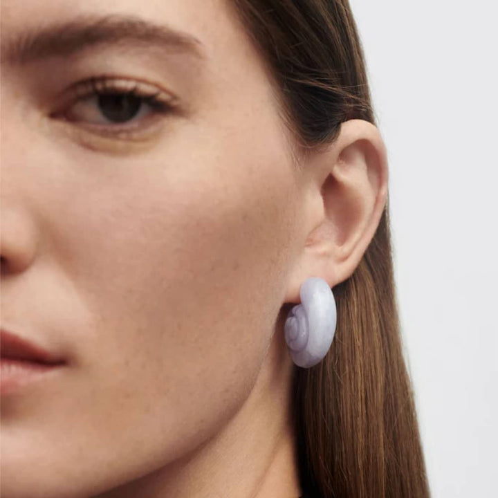 ar01-c40-u blue lace agate shell earrings