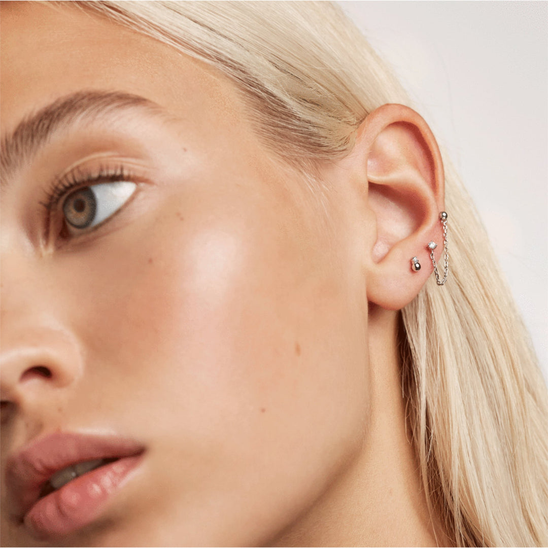 AR02-384-U PDP ESSENTIAL EARRINGS MUSKETEER