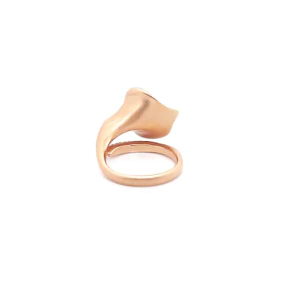 B324AN rose gold ring with lily and white zircons