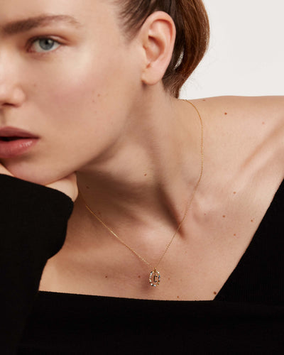 co01-262-u Co Letter c Gold