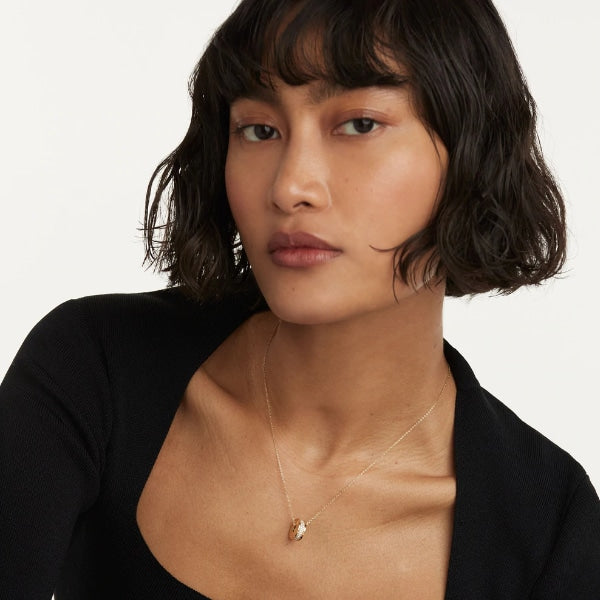 co01-438-u gold atlas necklace