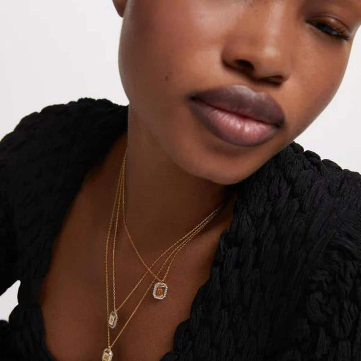 co01-568-u gold Aries necklace