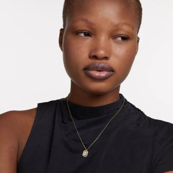 co01-573-u collana vergine gold