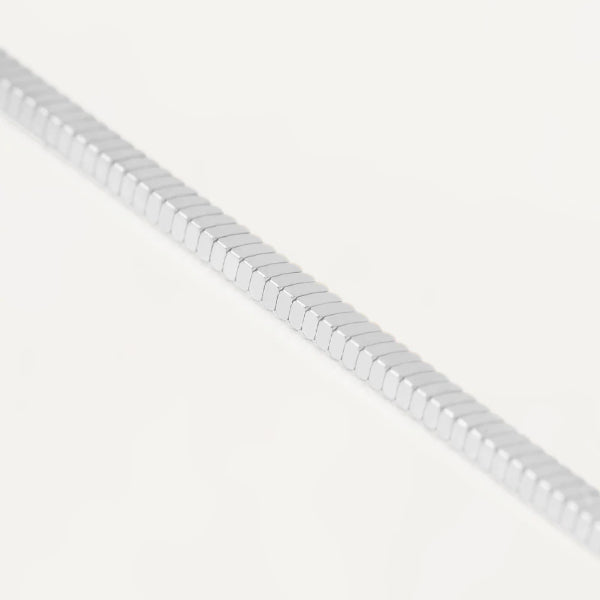 co02-446-u silver snake necklace