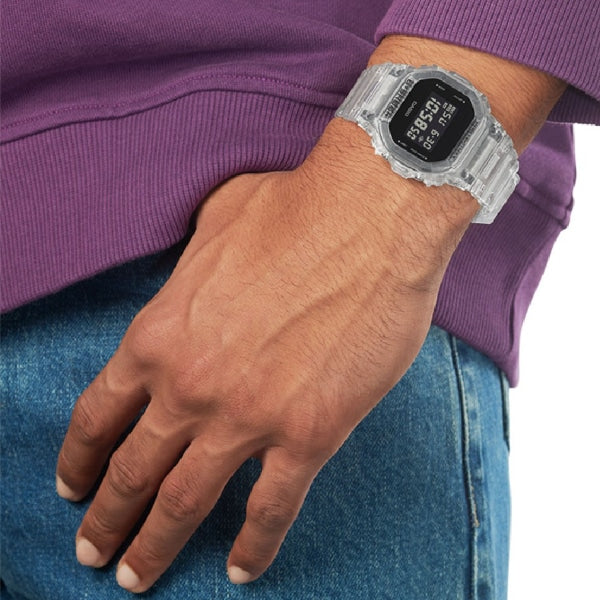 DW-5600SKE-7ER G-SHOCK SKELETON