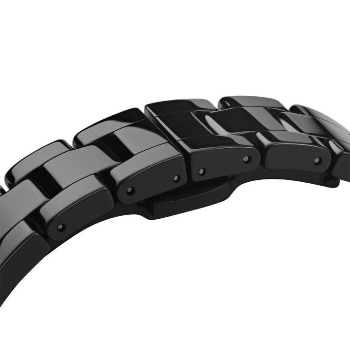 Iconic ceramic black