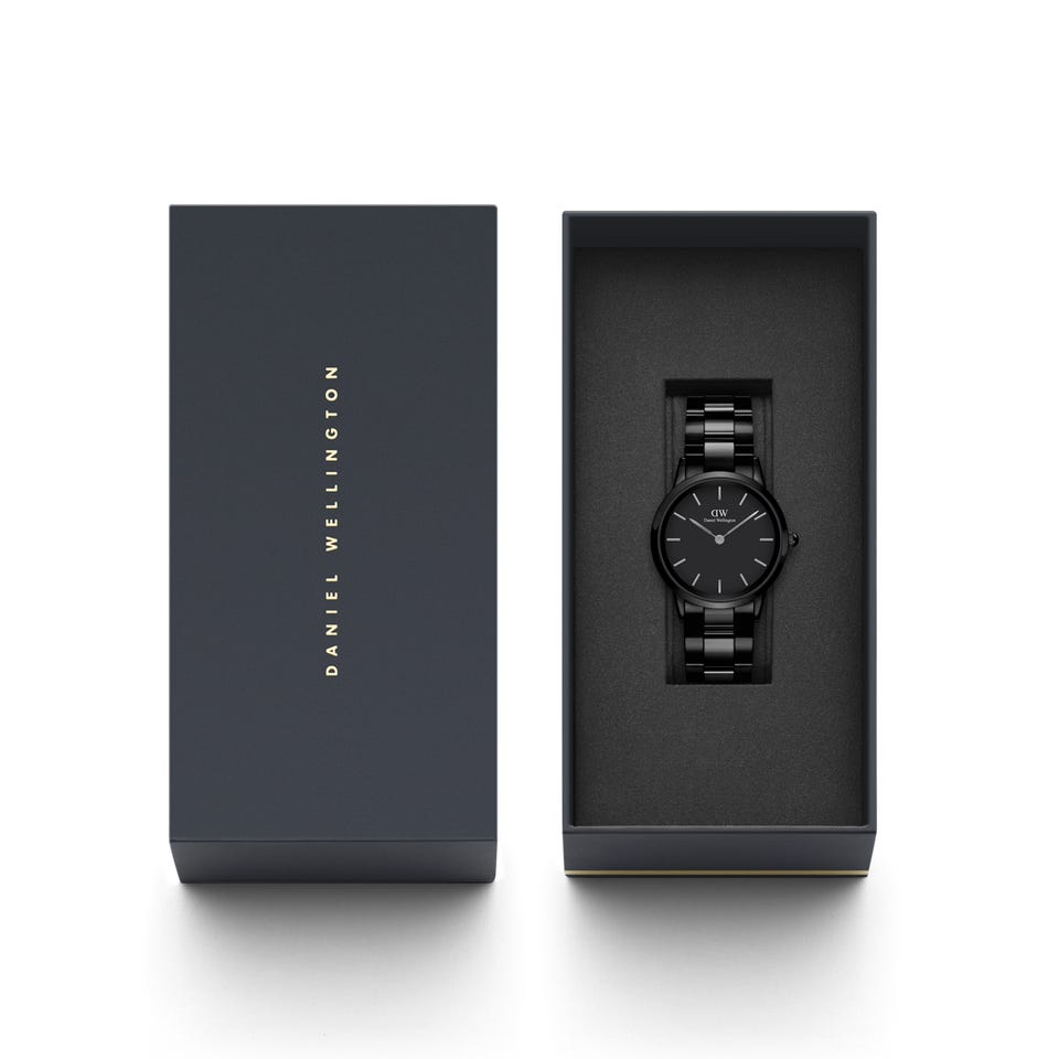 Iconic ceramic black