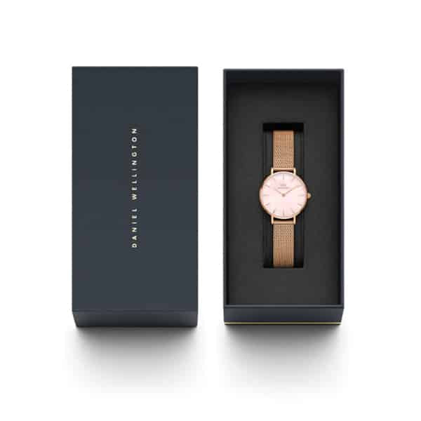 DW00100513 petite mother of pearl rose gold 28mm