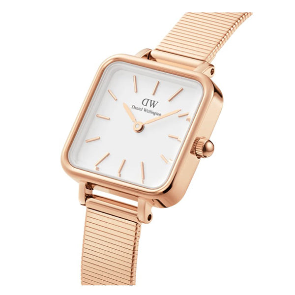 dw00100517 rose gold studio picture 22x22mm