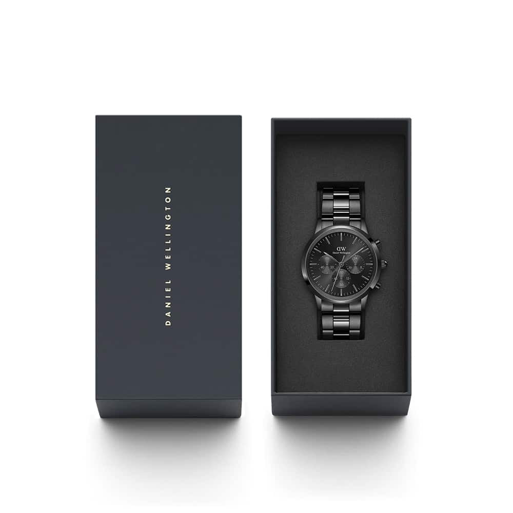 dw00100642 iconic chronograph 42mm black