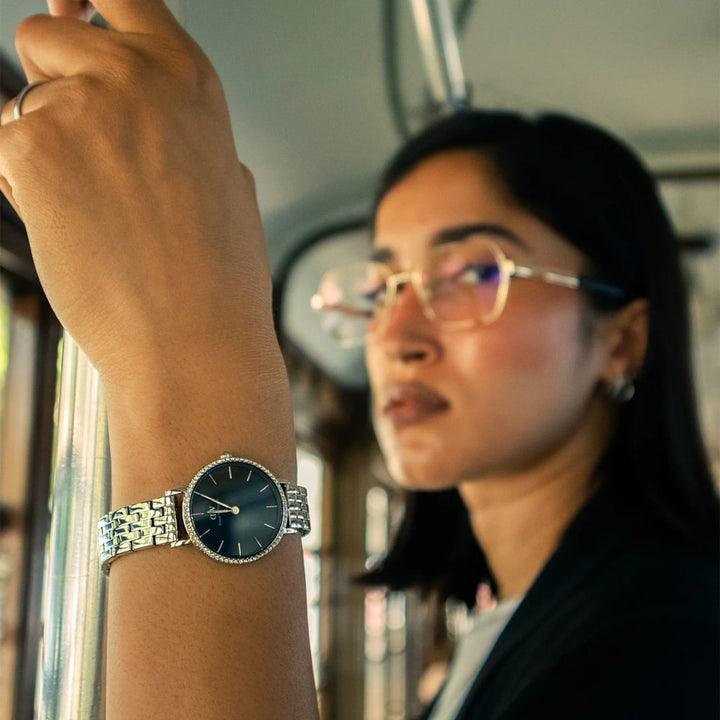 dw00100664 Petite 5-link Bezel