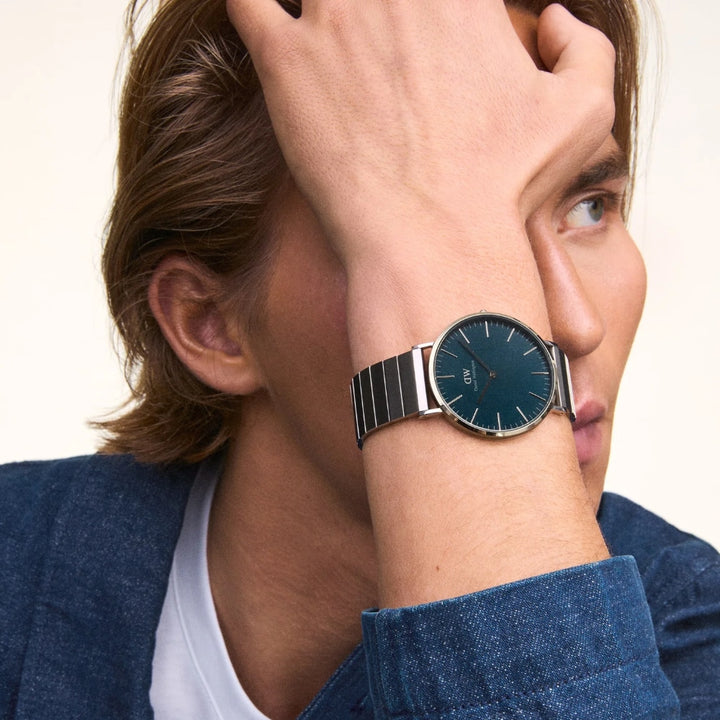 dw00100776 classic piano link arctic silver