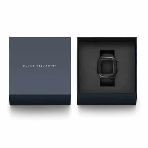 dw01200004 Smartwatch case black 44mm