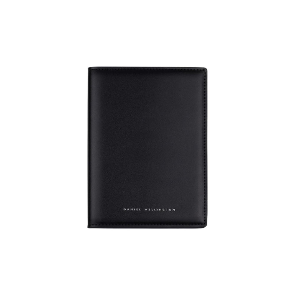 dw01900034 Passport holder black smooth 10x14.5 cm