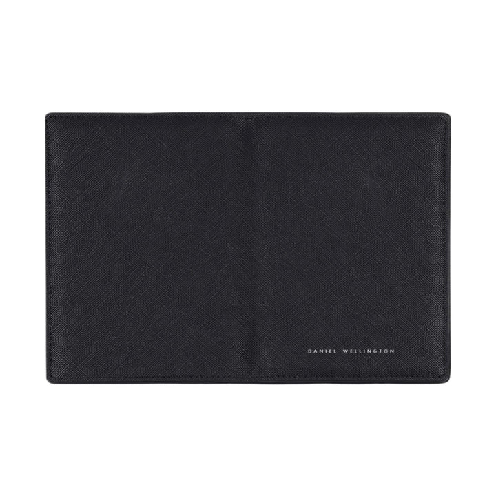 dw01900035 passport holder black saffiano 10x14.5