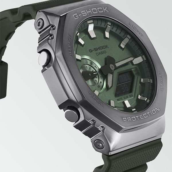 gm-2100b-3aer G-shock steel