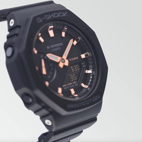 gma-s2100-1aer g-shock black dial with r indexes