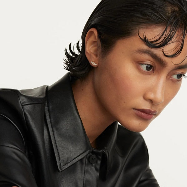 pg01-734-u Lyn Single Gold Earrings