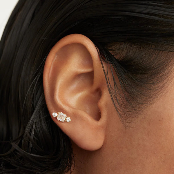 Lyn Single Gold Earrings