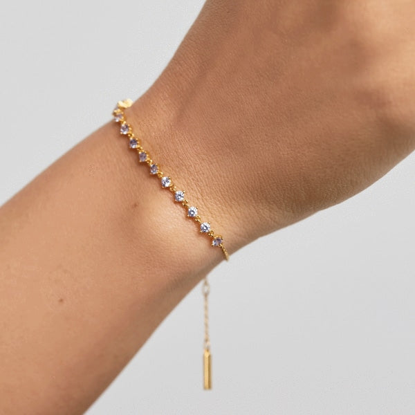 PU01-108-U PDP CAVALIER VICTORIA BRACELET