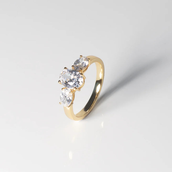 sj-r2340-cz-yg-50 Three-ellipse ring size 50
