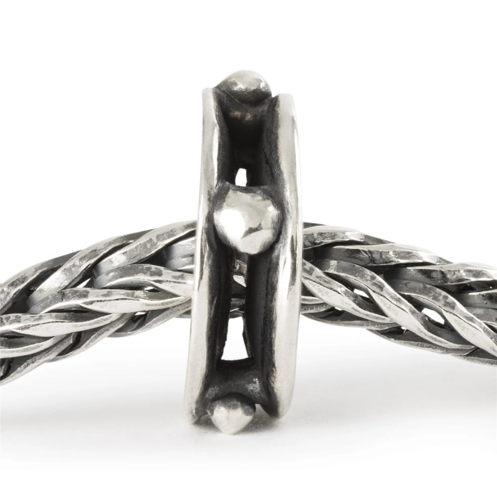 tagbe-10276 Connecting Moments