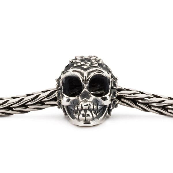 TAGBE-30171 HALLOWEEN QUEEN