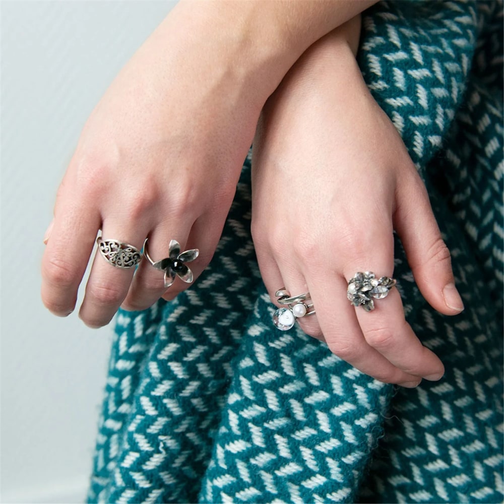 Anello fiore di venere