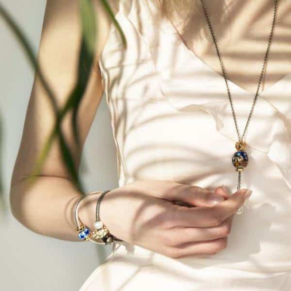 tglbe-00160 At the Bottom of the Blue