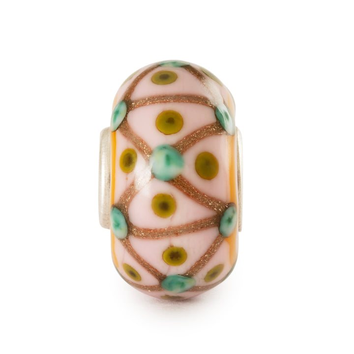 tglbe-20453 Petals of the Lake