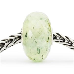 tstbe-20041 Prehnite with tourmalinated quartz