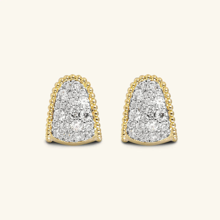 Orecchini a Lobo Graduati con Pavé in Cubic Zirconia